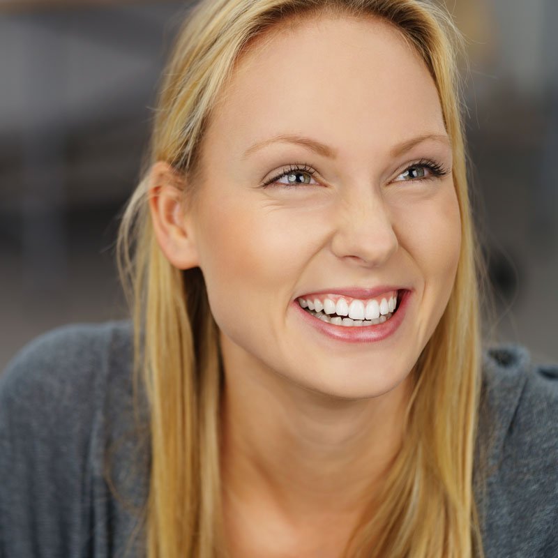 Lachende Frau