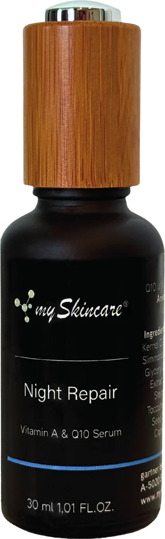 Night Repair Serum in der Pipettenflasche